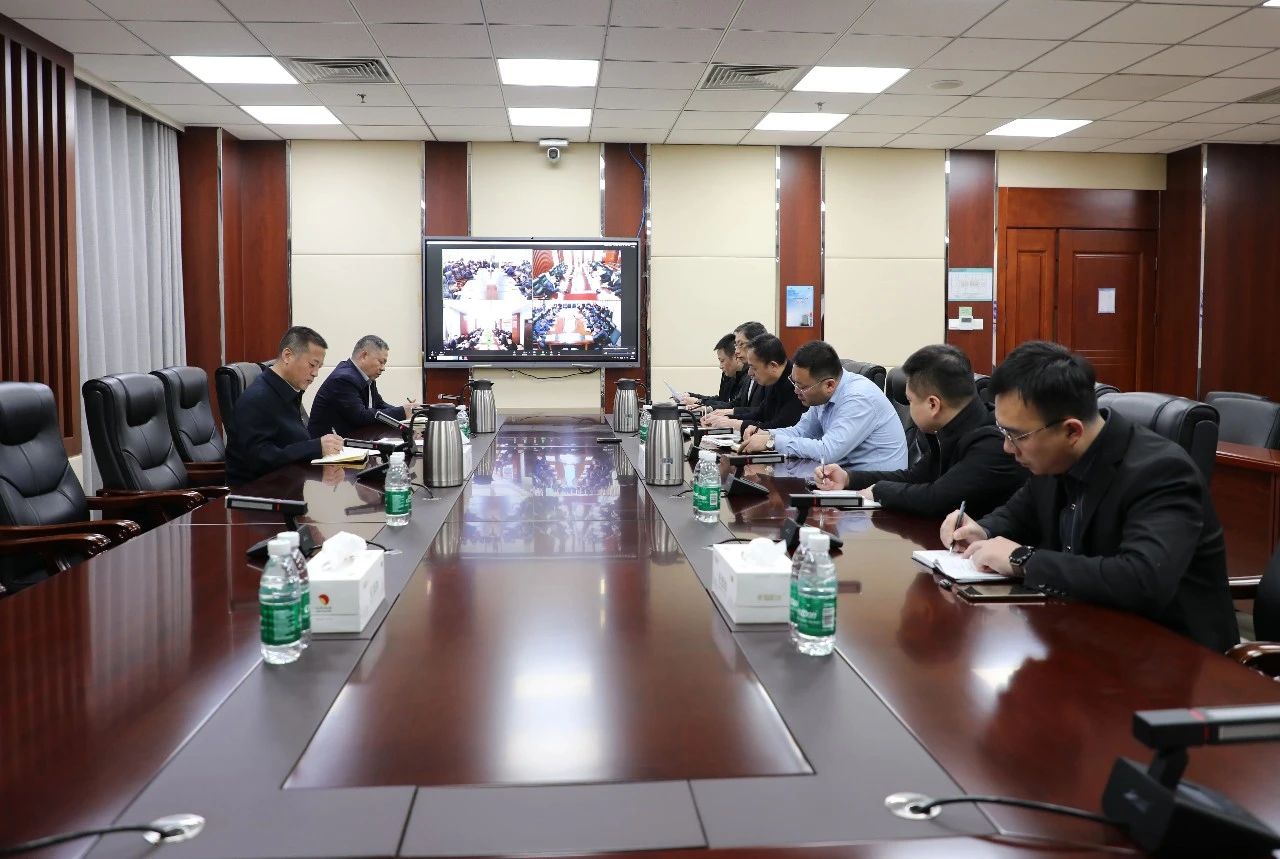 宏河集团召开3月份总经理安全生产办公会1